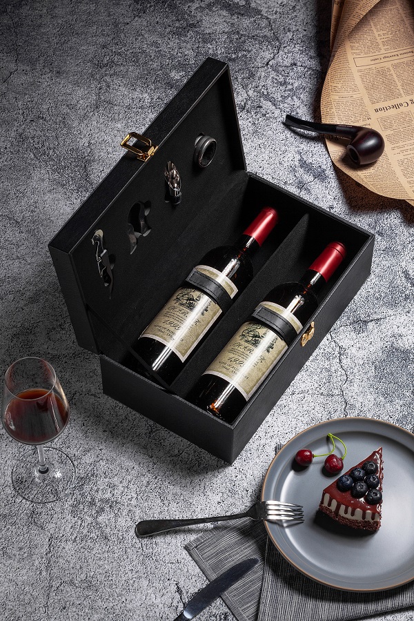 red wine packaging